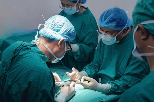 Tràn dịch màng tinh hoàn: Khi nào nguy hiểm và các phương pháp điều trị